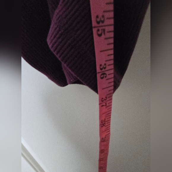 31. Alo Yoga Goddess Leggings – Black & Purple – Size Medium - Picture 6 of 6